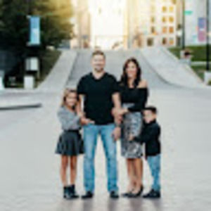 Meet your Posher, Hollie